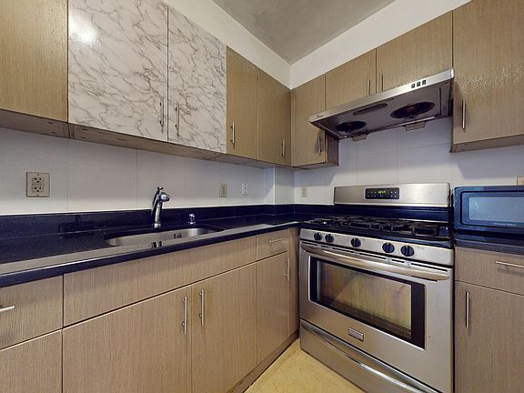 2nd image of 228 Bushwick Ave APT 6B