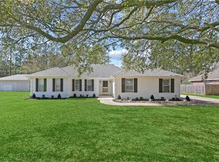 1914 Garon Dr, Mandeville, LA 70448