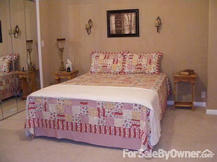 The dining area from the front door.