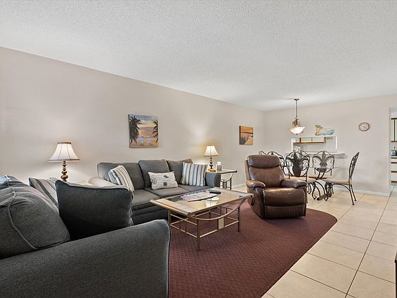 3rd image of 1531 Placida Rd #4