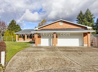 12016 SE 16th Cir, Vancouver, WA 98683
