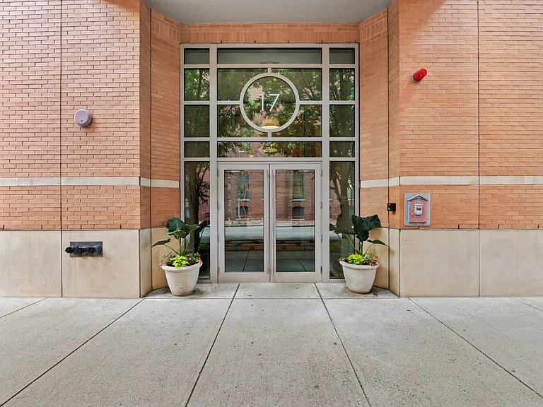 17 Otis St #307 — Photo 16