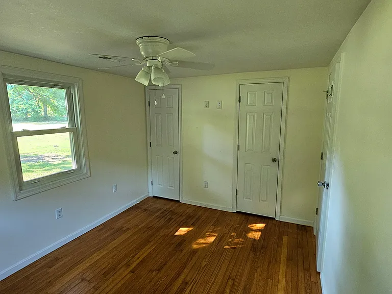 74 Jacobs Ln — Photo 7