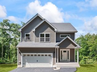 53 Coughlin Rd, Oxford, MA 01540