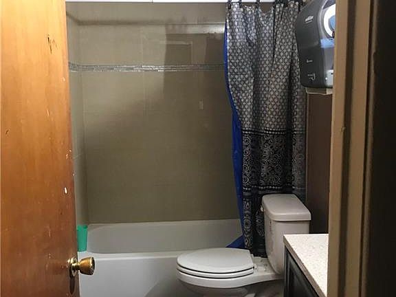 4th image of 1805 Brake Dr
