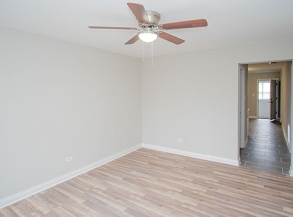 3rd image of 2110 S 47th Ct