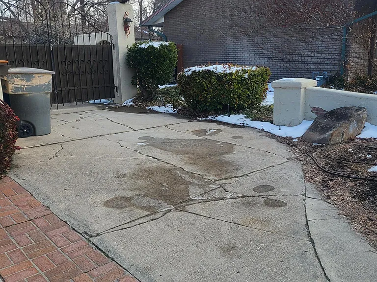 Parking area for one car