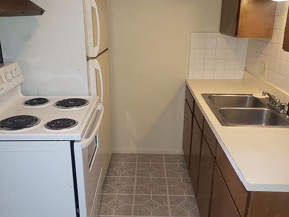 4th image of 6326 Nina Dr #1-10