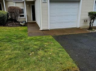 2865 Sunnyview Ln, Eugene, OR 97405