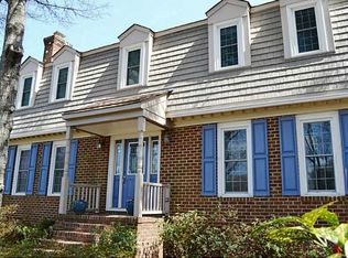 337 Whitehaven Rd, Virginia Beach, VA 23451