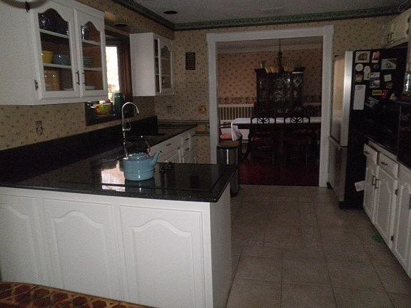 kitchen into dining room