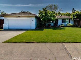 1036 Edgewood Dr, Lodi, CA 95240