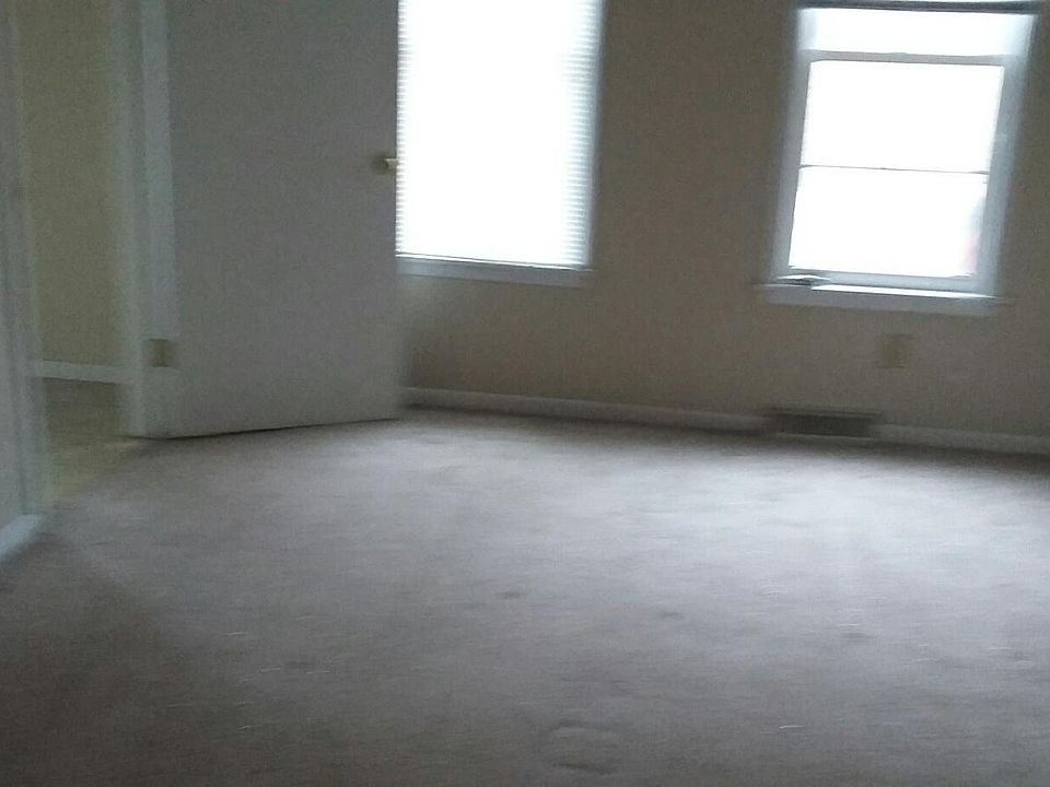 Building Photo 3