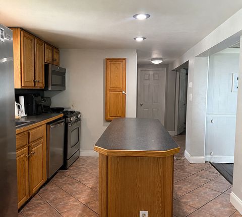 3rd image of 100 N Main St Floor 1