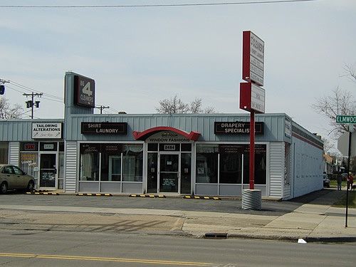 1st image of 2480 Elmwood Ave
