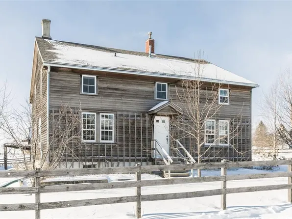 705 47th Ave, Amana, IA 52203