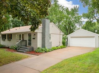 2400 70 1/2 St W, Richfield, MN 55423