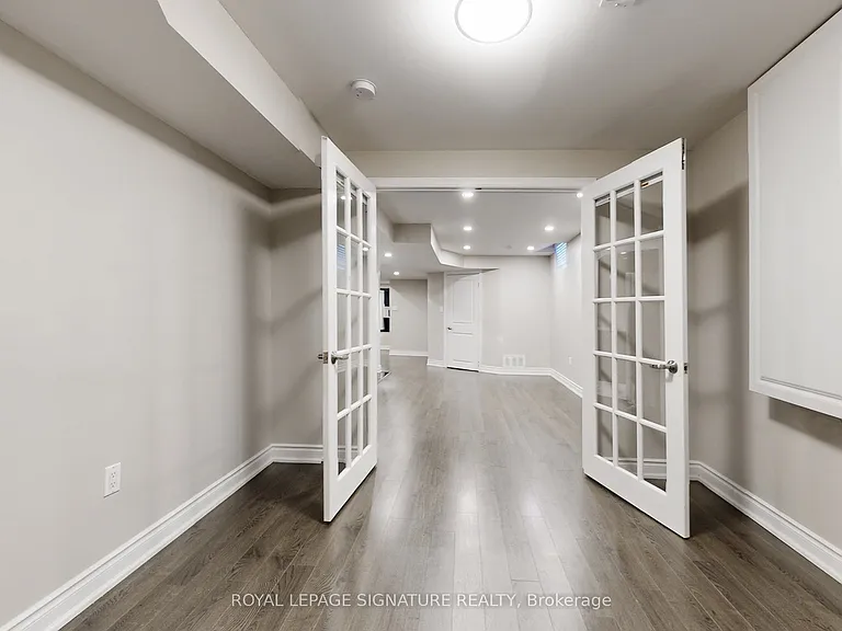 38 Havanna Cres #BASEMENT — Photo 13