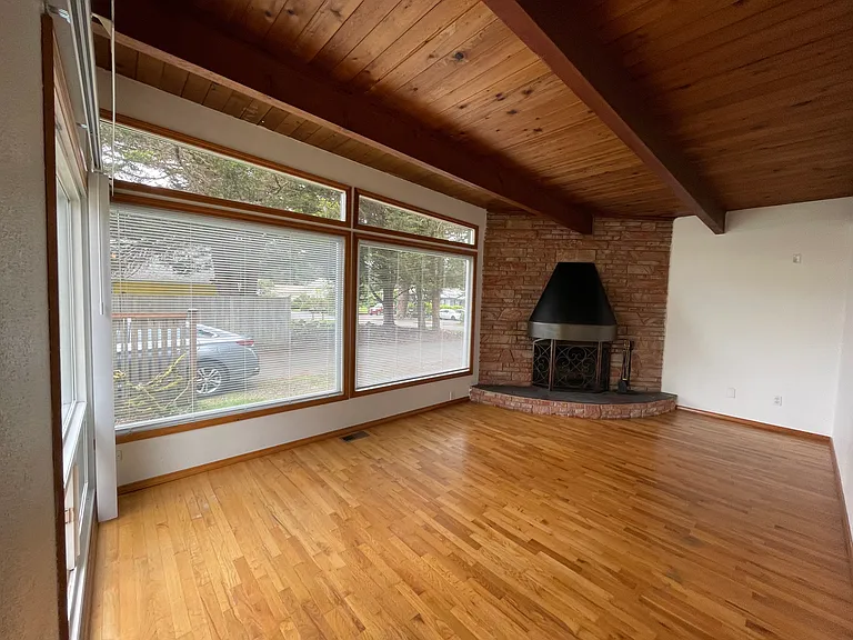 9613 Lake Steilacoom Dr SW #A — Photo 8