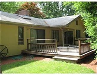 4th image of 16 Birchwood Dr