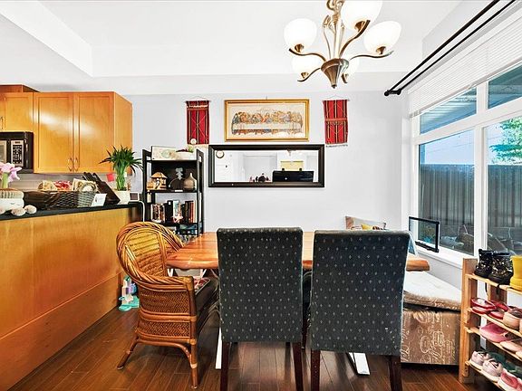 5th image of 7333 16th Ave #207