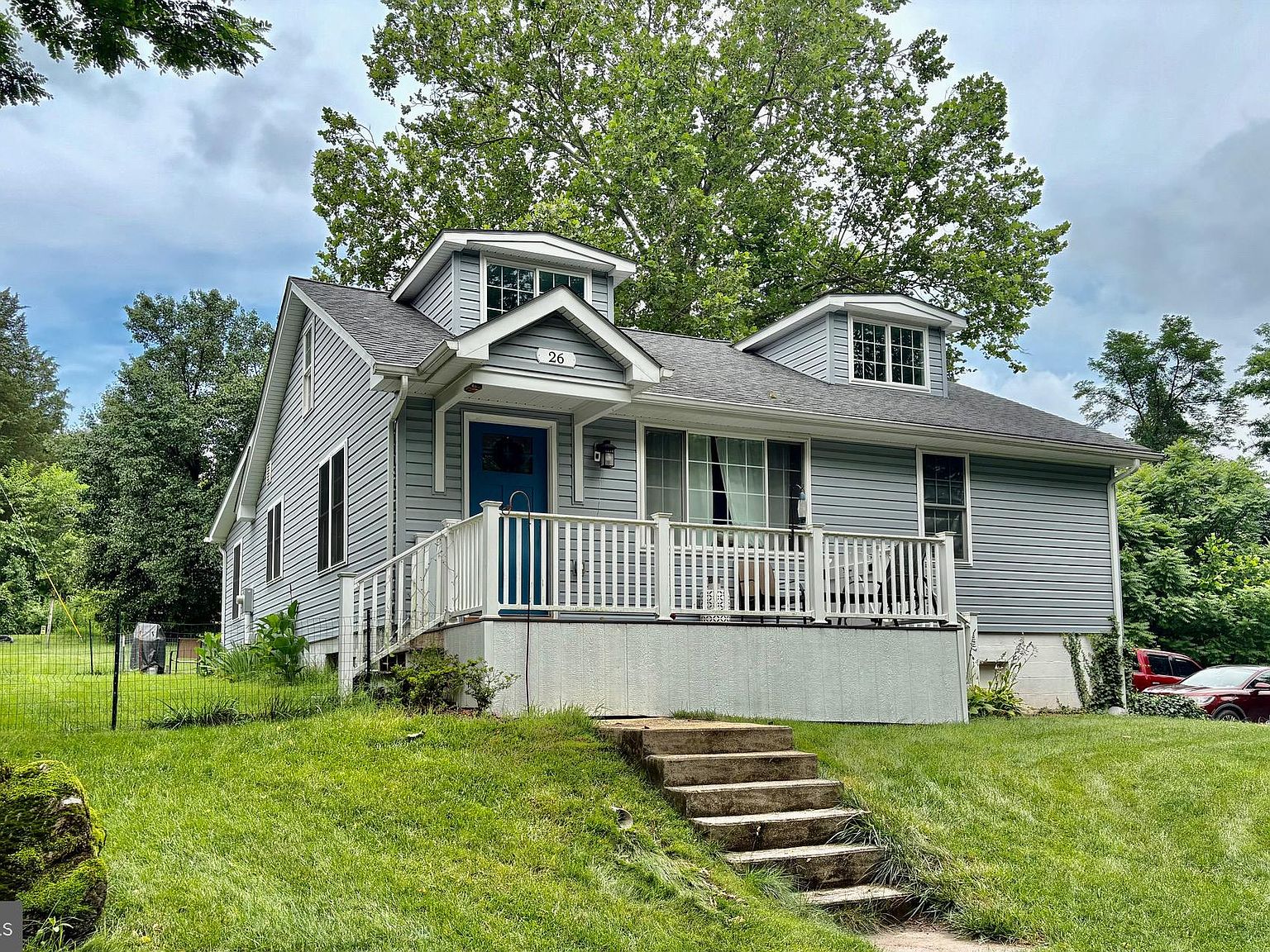 洋書 Mountain Houses 26 Pineview Ave, Mohnton, PA 19540 | MLS #PABK2059566 | Zillow