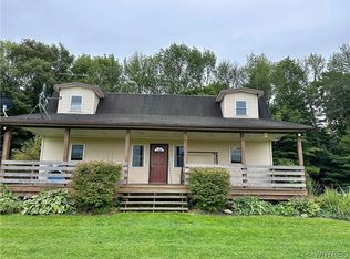 5096 Safford Rd, Gainesville, NY 14066