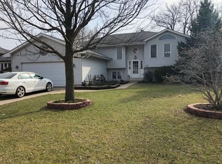 306 N 129th Infantry Dr, Joliet, IL 60435