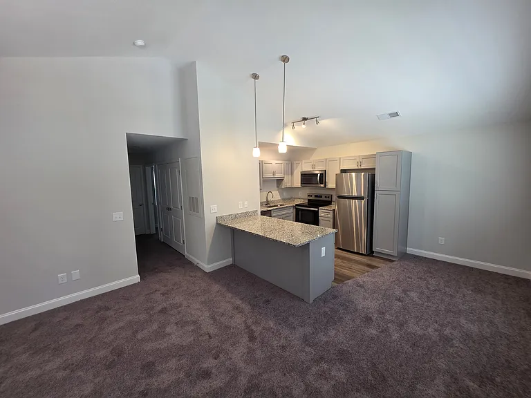 421 N McCrary St #421 — Photo 8