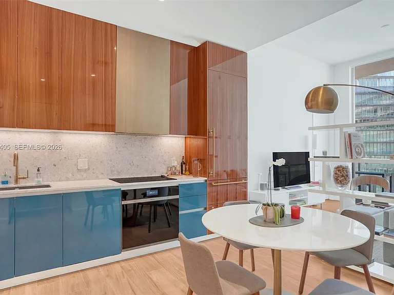 2655 S Bayshore Dr #1805 — Photo 4