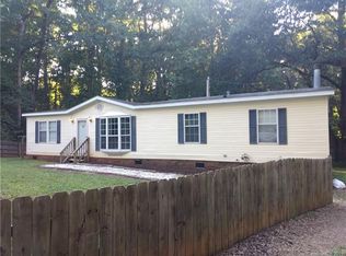 1021 Coral Ln, Mount Holly, NC 28120