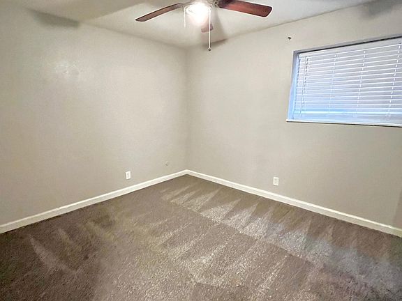 4th image of 3704 Wyandotte St APT 2