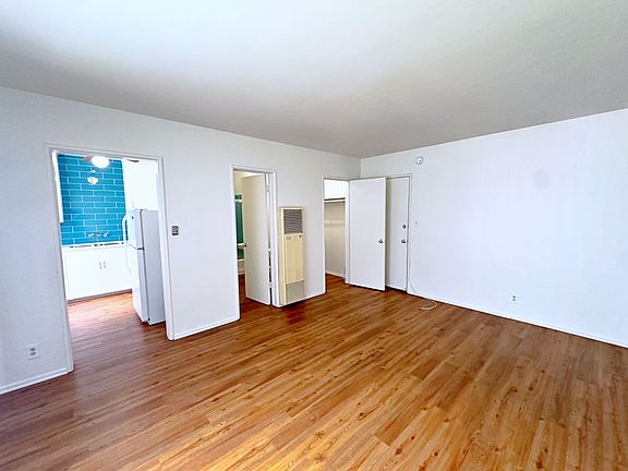 3rd image of 1243 Federal Ave APT 103