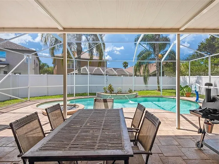 4007 Harbor Lake Dr — Photo 24