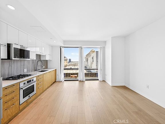 5th image of 400 S Broadway Ave APT 1513