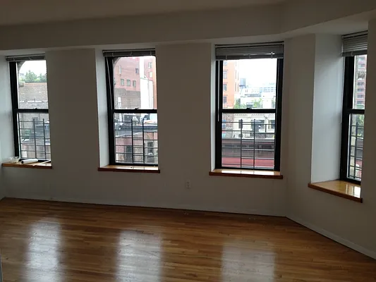 Rented by Continental Realty | media 8