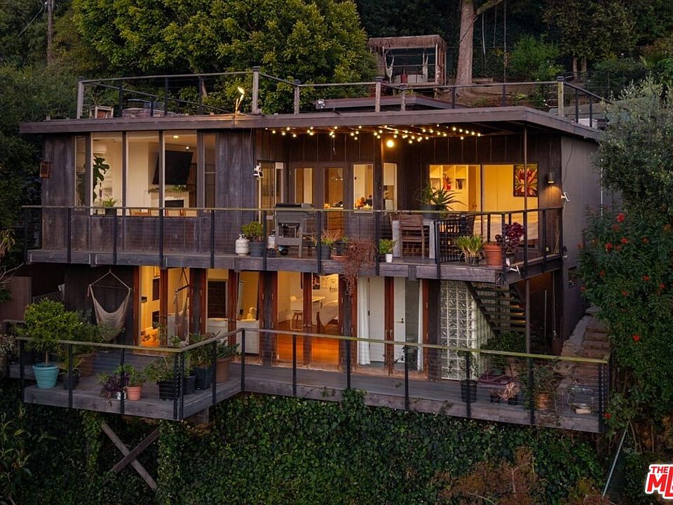 1st image of 454 Stassi Ln