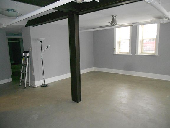 5th image of 5924 N Magnolia Ave APT G