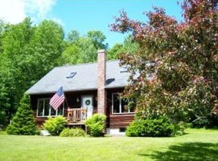 121 Cloutier Dr, Stark, NH 03582