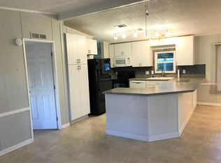 8220 Desoto Dr, Ellenton, FL 34222