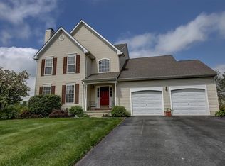 830 Slate Hill Dr, Oxford, PA 19363