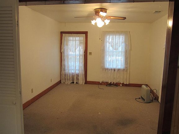 5th image of 804 Park Ave
