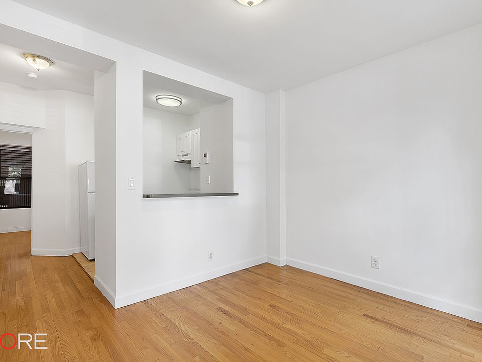 1st image of 40 Tiemann Pl APT 1A