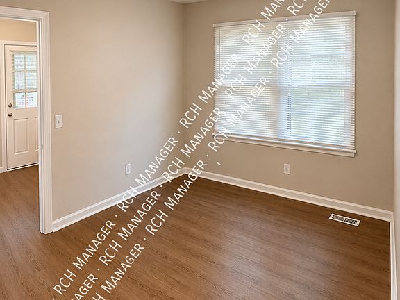3rd image of 608 Austin Dr NW