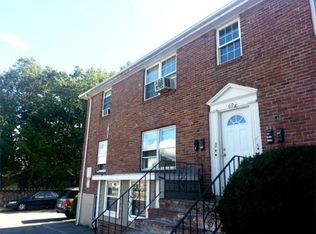 623 Cummins Hwy APT D, Hyde Park, MA 02136