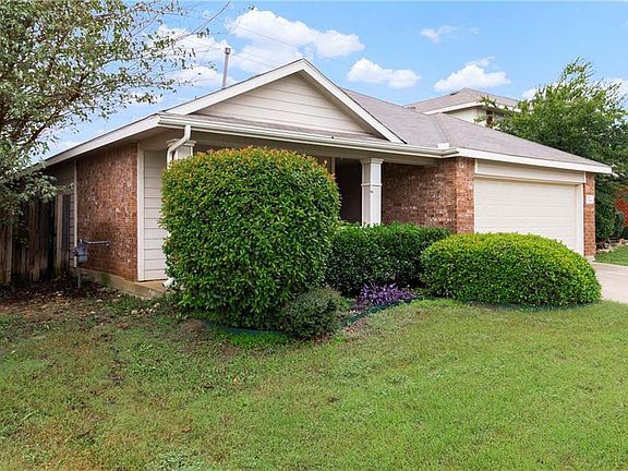 2nd image of 745 Kentucky Derby Ln