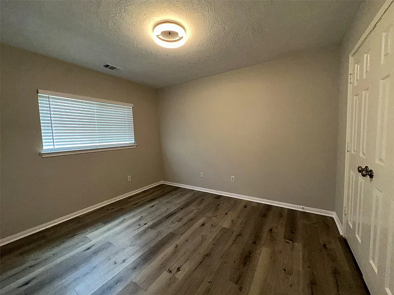 3715 Humble Dr — Photo 17
