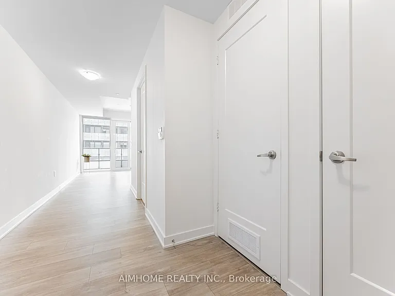 70 Princess St #2116 — Photo 4