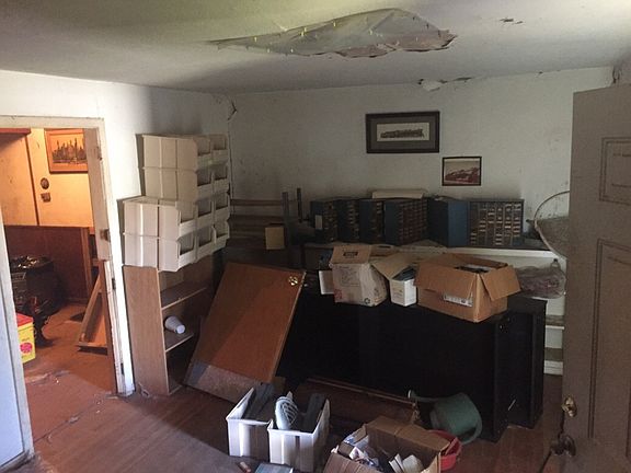 5th image of 2500 Purselley Ave