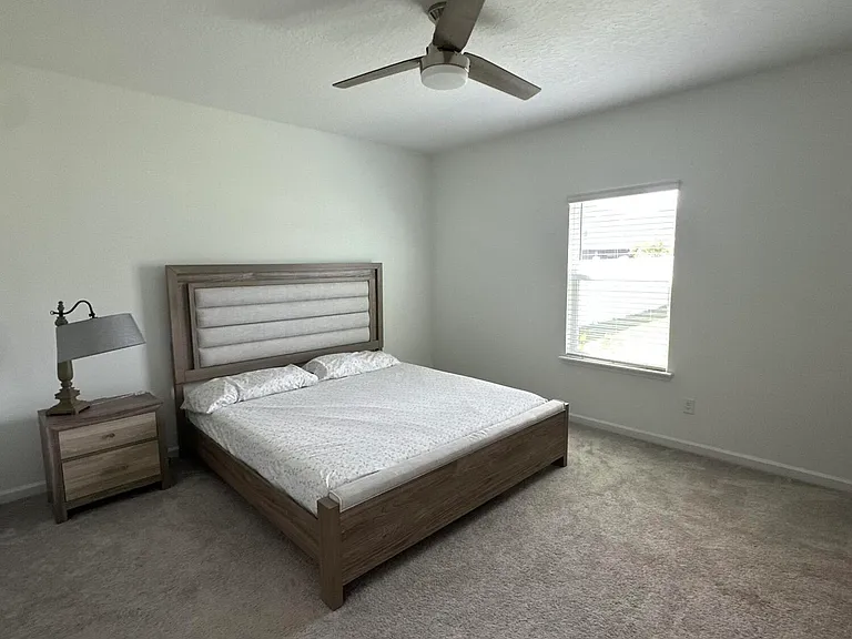 4002 Haydon Burns Pl — Photo 17